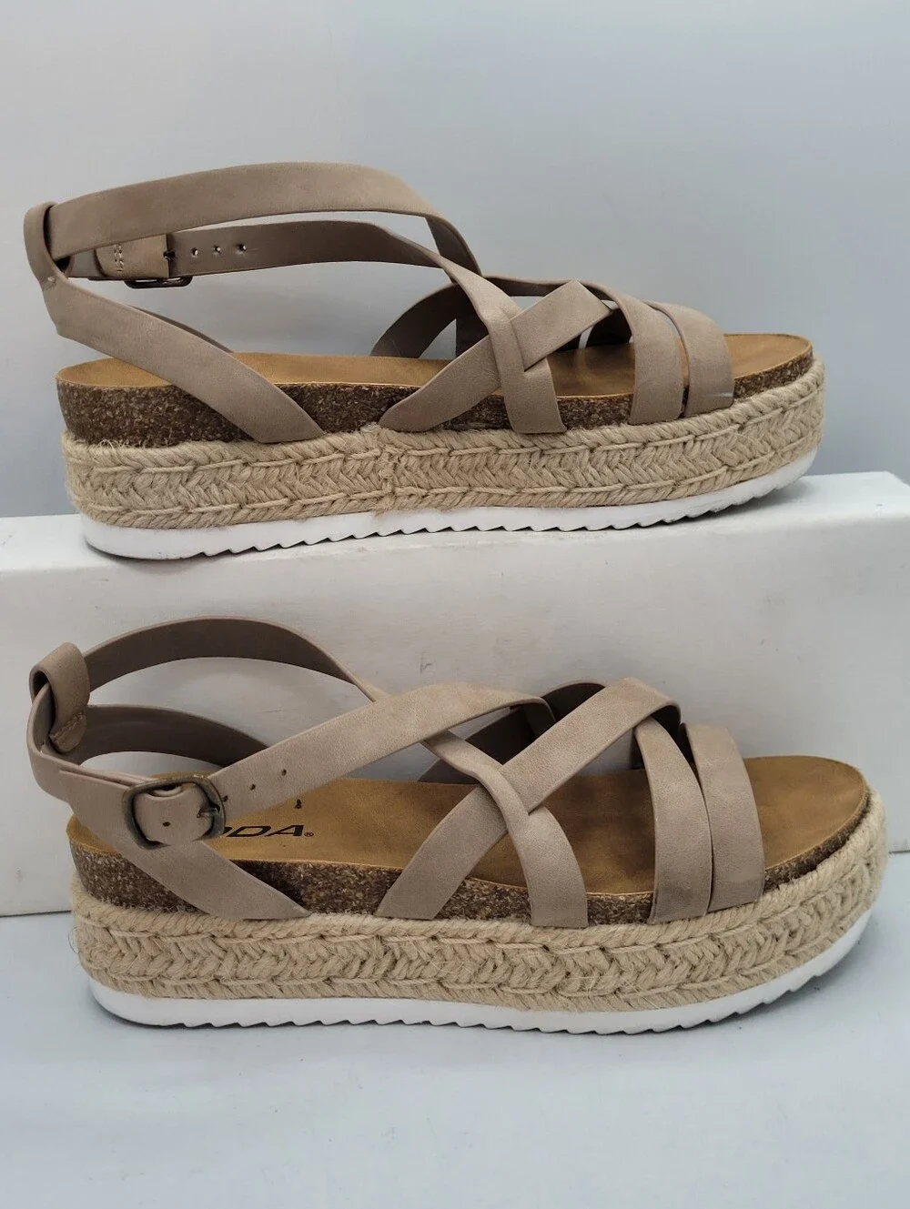 Soda Topic Espadrille 2
